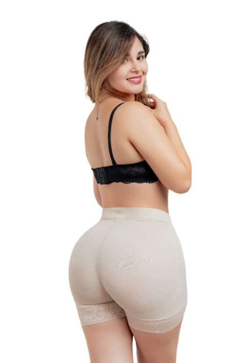 Oslo – Short Levanta Cola Colombiano con bandas de realce, microfibra suave y costuras discretas.