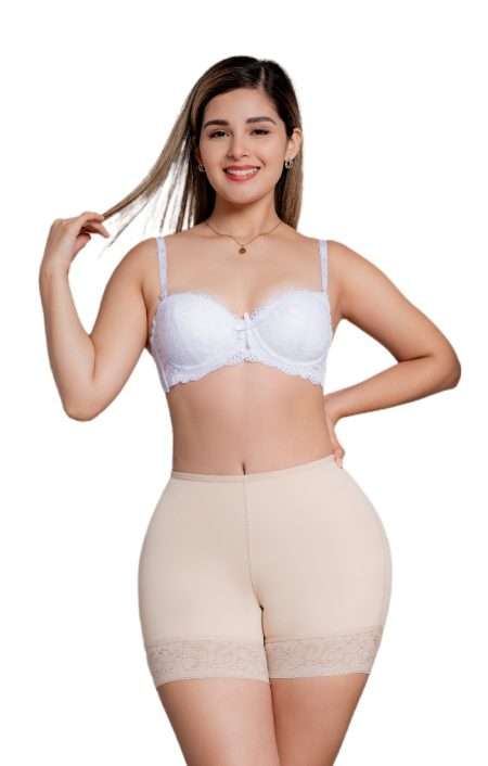 Trinidad Short – Short Levanta Cola con forro en powernet, encaje siliconado y costuras invisibles.